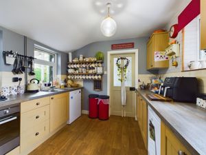 Kitchen- click for photo gallery